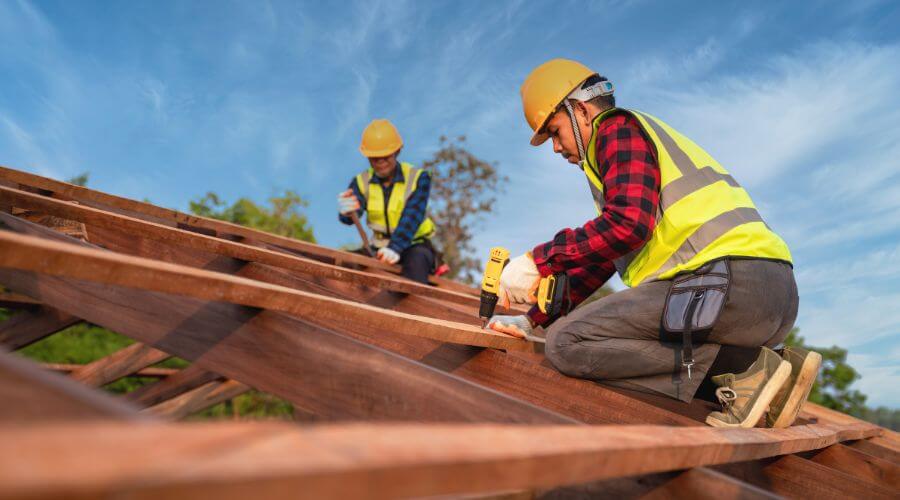 Professional Flat Roofing Installation services in Drummond Island, MI
